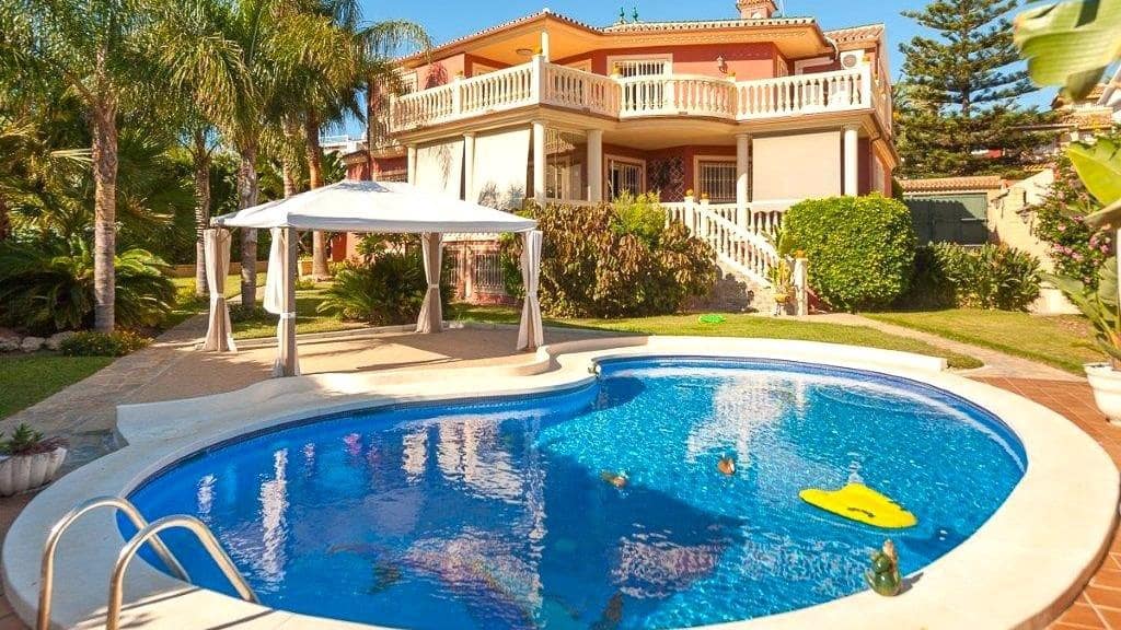 5 bedroom Villa for sale in Torremolinos with pool garage - € 1,545,000 (Ref: 9458552)