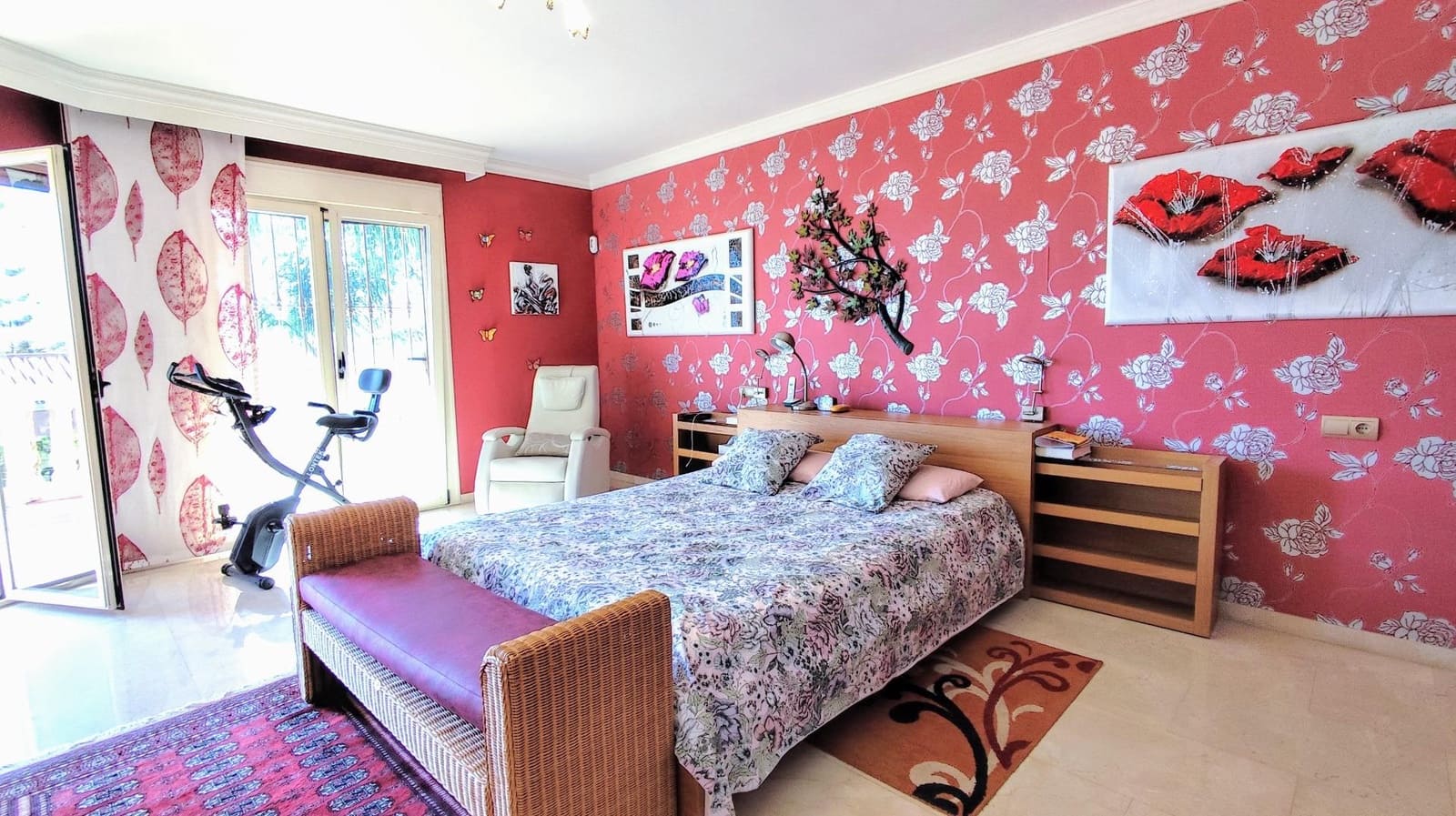 5 bedroom Villa for sale in Torremolinos with pool garage - € 1,545,000 (Ref: 9458552)