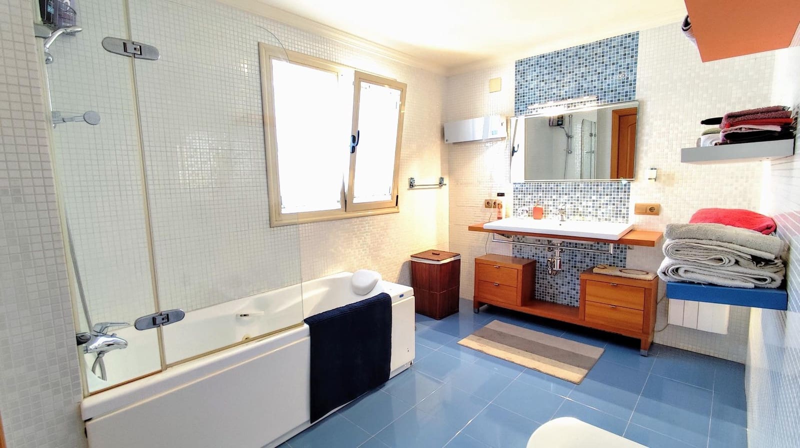 5 bedroom Villa for sale in Torremolinos with pool garage - € 1,545,000 (Ref: 9458552)