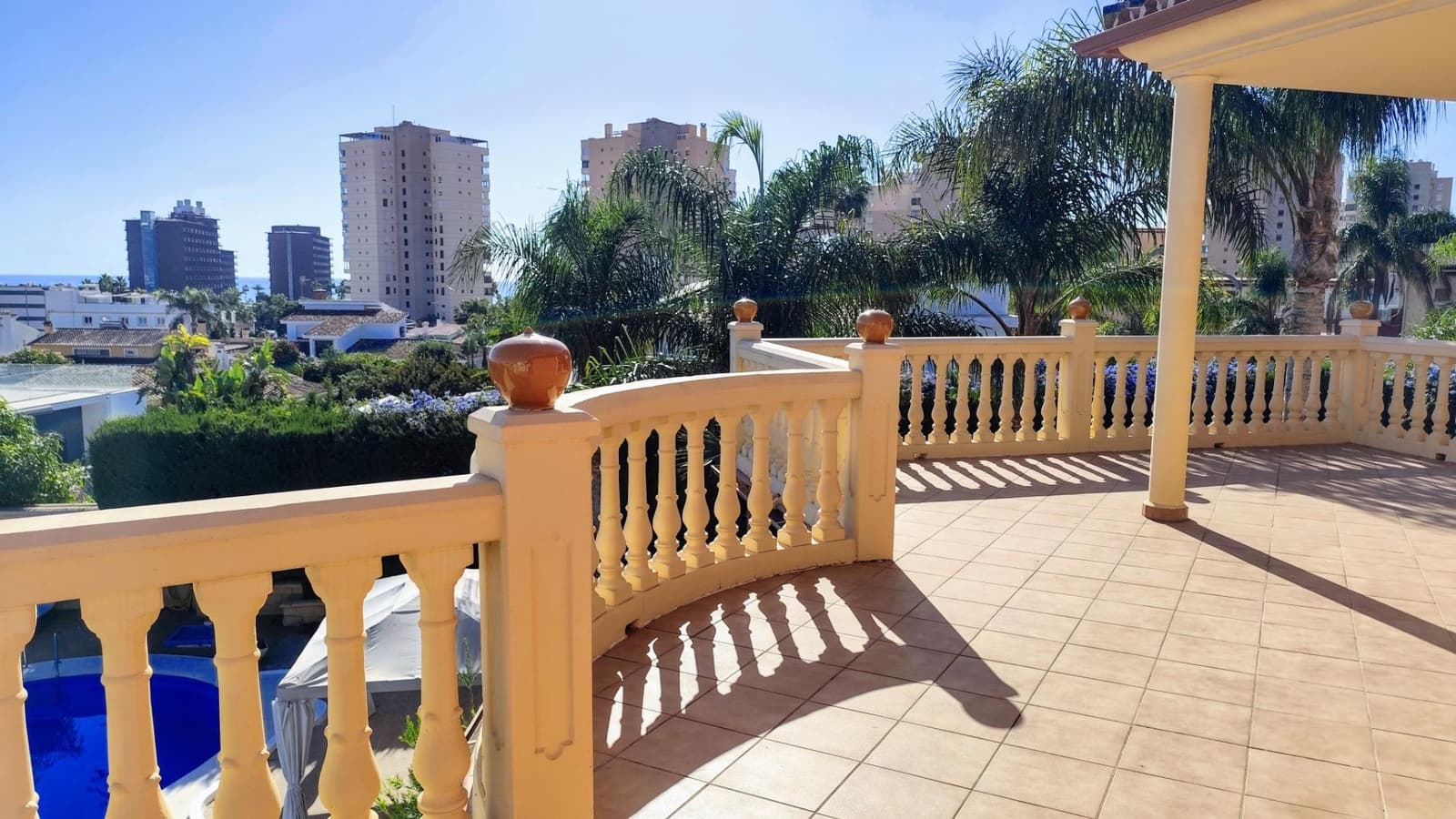 5 bedroom Villa for sale in Torremolinos with pool garage - € 1,545,000 (Ref: 9458552)