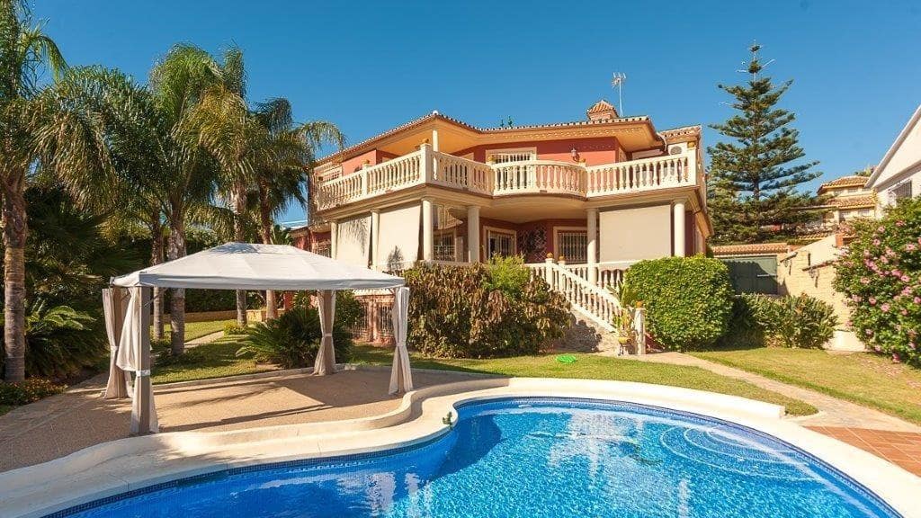 5 bedroom Villa for sale in Torremolinos with pool garage - € 1,545,000 (Ref: 9458552)