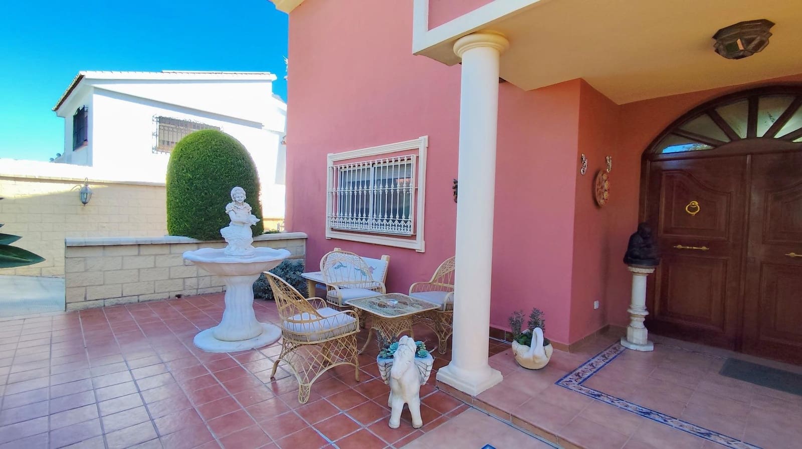 5 bedroom Villa for sale in Torremolinos with pool garage - € 1,545,000 (Ref: 9458552)