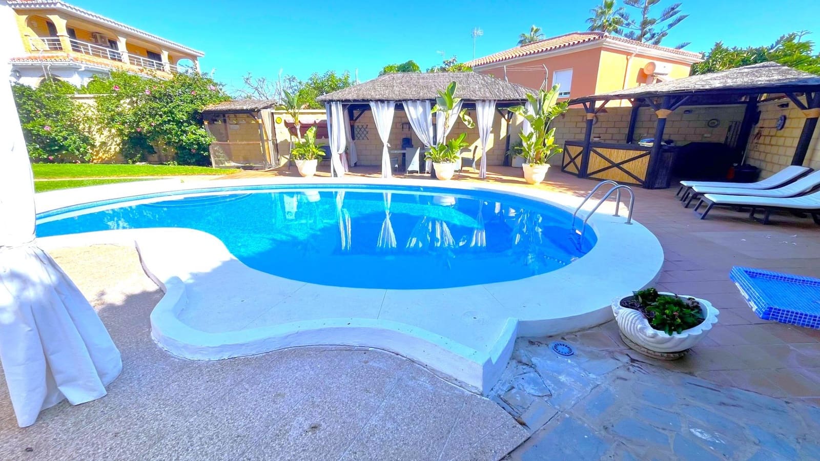 5 bedroom Villa for sale in Torremolinos with pool garage - € 1,545,000 (Ref: 9458552)
