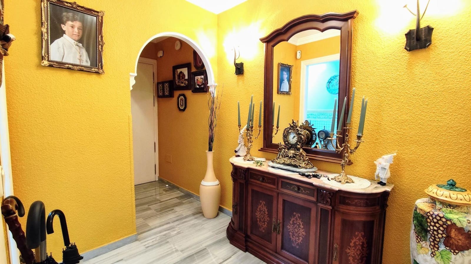 3 bedroom Flat for sale in Torremolinos with garage - € 570,000 (Ref: 9458553)