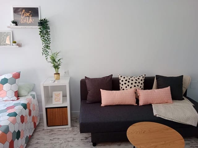 Studio til salg i Torremolinos med swimmingpool - € 180.000 (Ref: 9458554)