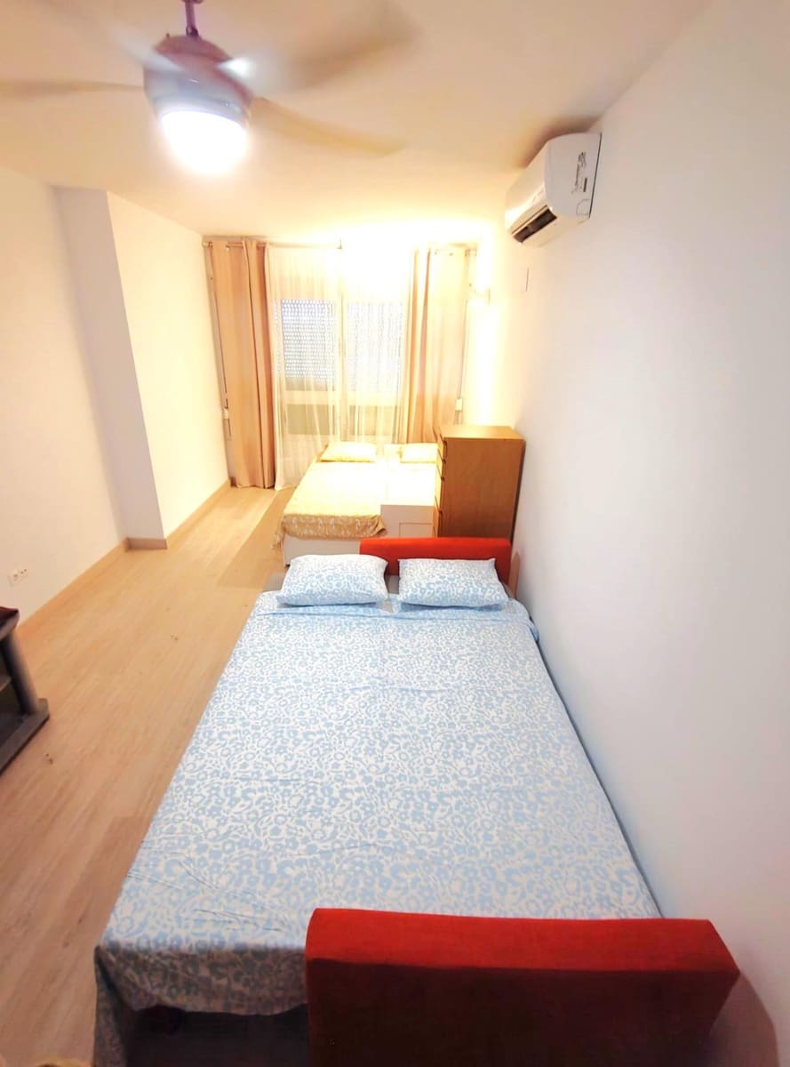 Studio for sale in Torremolinos with pool - € 186,000 (Ref: 9458555)