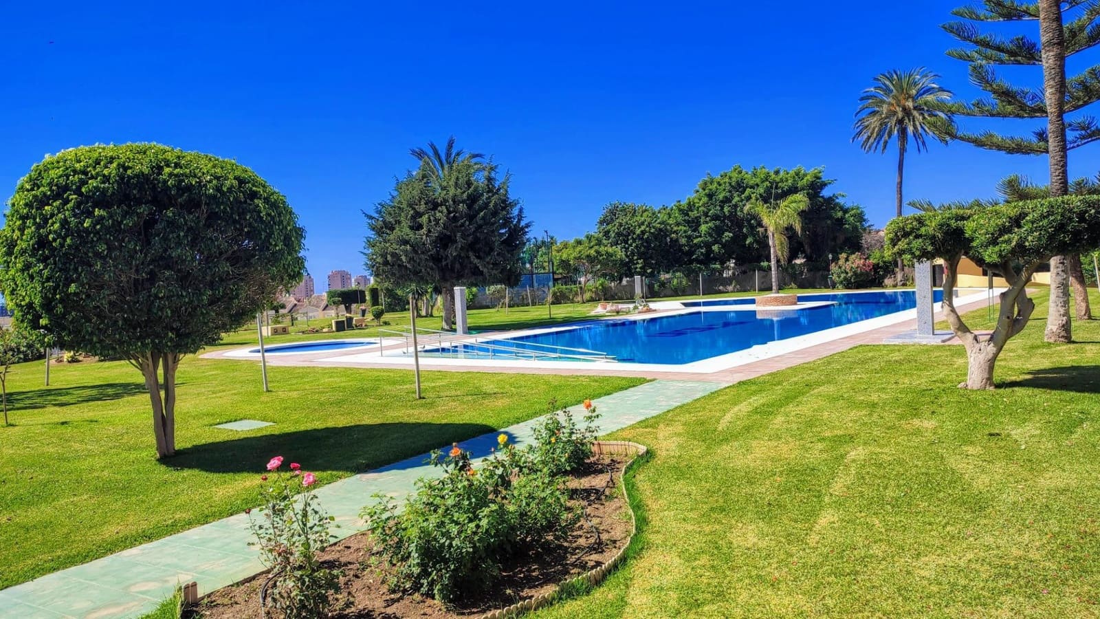 Studio for sale in Torremolinos with pool - € 186,000 (Ref: 9458555)