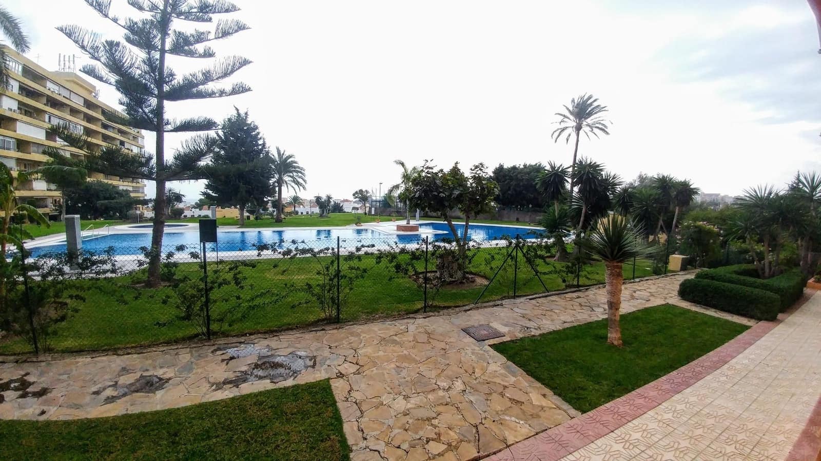 Studio for sale in Torremolinos with pool - € 186,000 (Ref: 9458555)