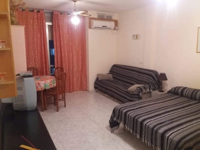 Studio for sale in Torremolinos with pool - € 149,500 (Ref: 9458556)