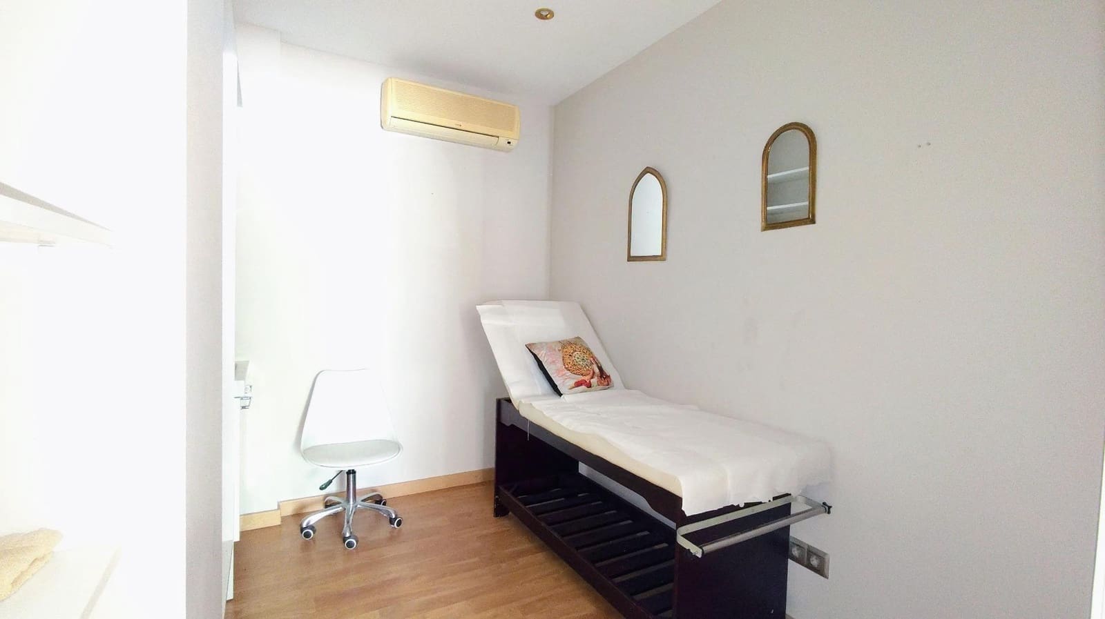 Gewerbe zu verkaufen in Torremolinos mit Garage - 250.000 € (Ref: 9458559)