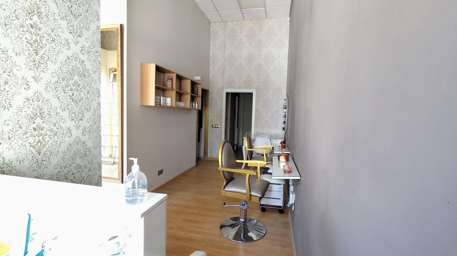 Gewerbe zu verkaufen in Torremolinos mit Garage - 250.000 € (Ref: 9458559)