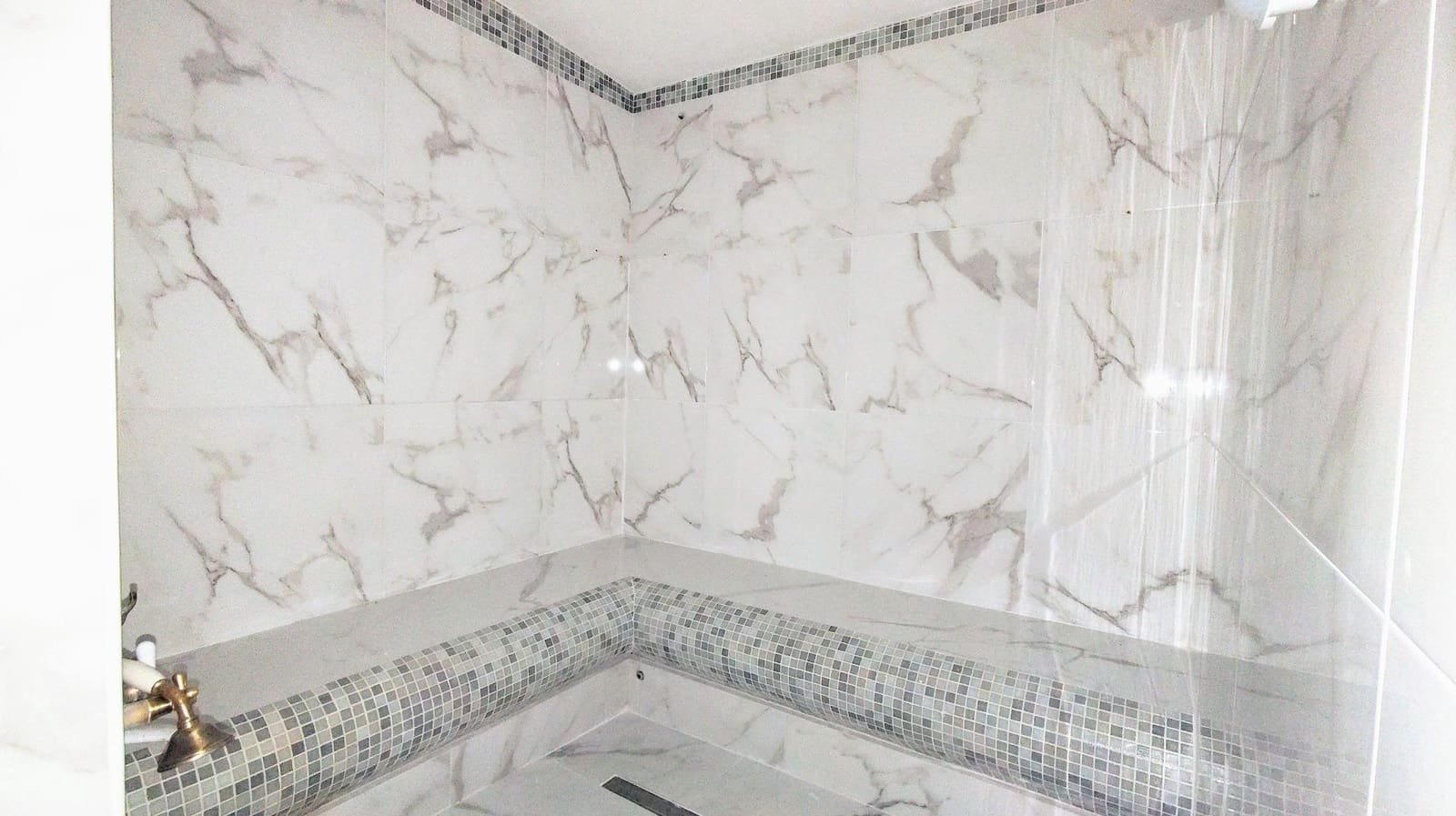 Gewerbe zu verkaufen in Torremolinos mit Garage - 250.000 € (Ref: 9458559)