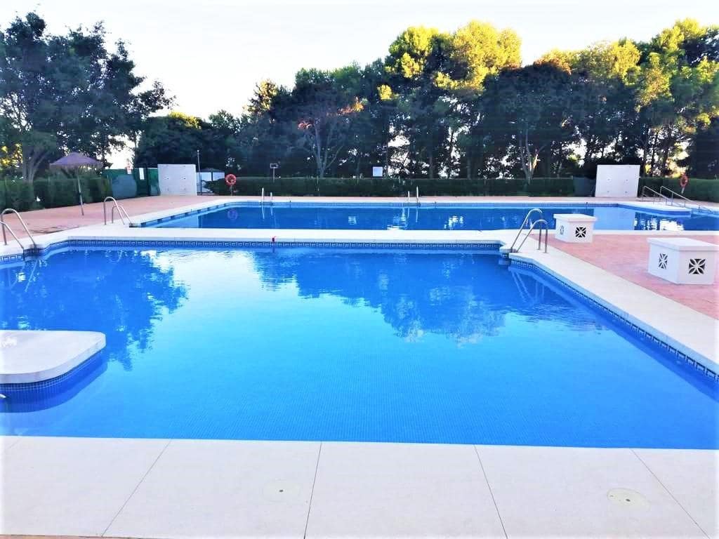 1 sovrum Lägenhet till salu i Benalmadena med pool - 219 000 € (Ref: 9458560)