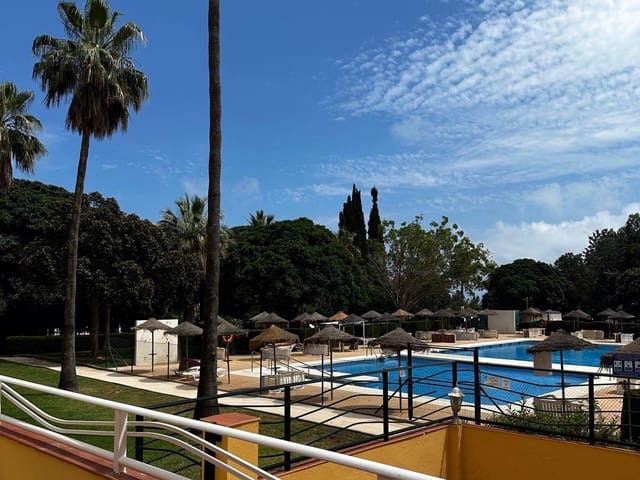 1 sovrum Lägenhet till salu i Benalmádena med pool - 219 000 € (Ref: 9458560)