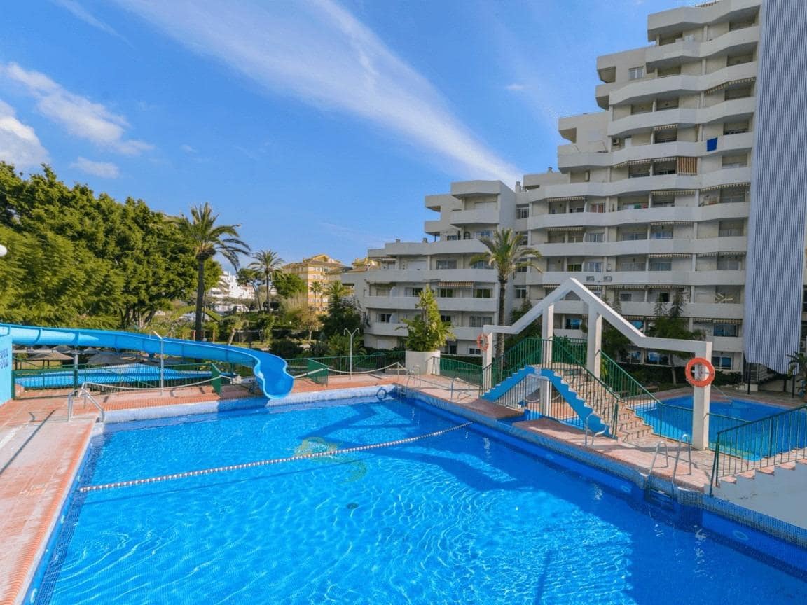 Studio til salg i Benalmadena med swimmingpool - € 258.000 (Ref: 9458561)