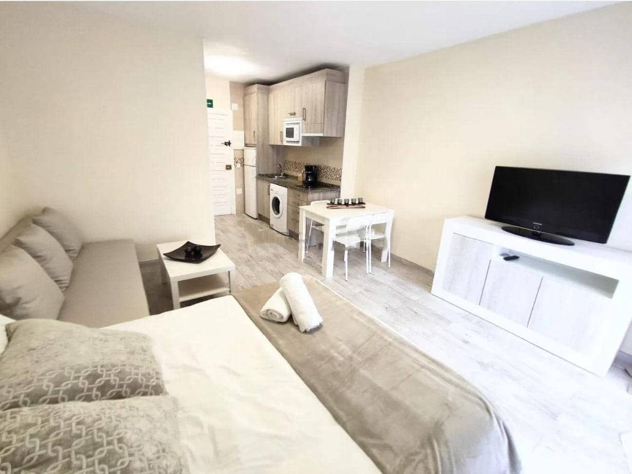 Studio til salg i Benalmadena med swimmingpool - € 258.000 (Ref: 9458561)