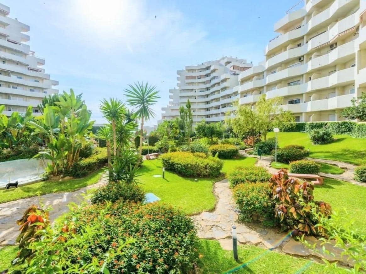 Studio til salg i Benalmadena med swimmingpool - € 258.000 (Ref: 9458561)