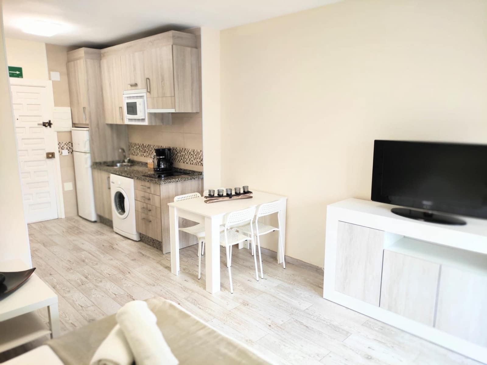 Studio til salg i Benalmadena med swimmingpool - € 258.000 (Ref: 9458561)