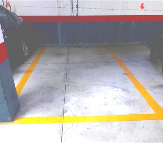 Autotalli vuokrattavana paikassa Torremolinos - 100 € (Ref: 9458563)