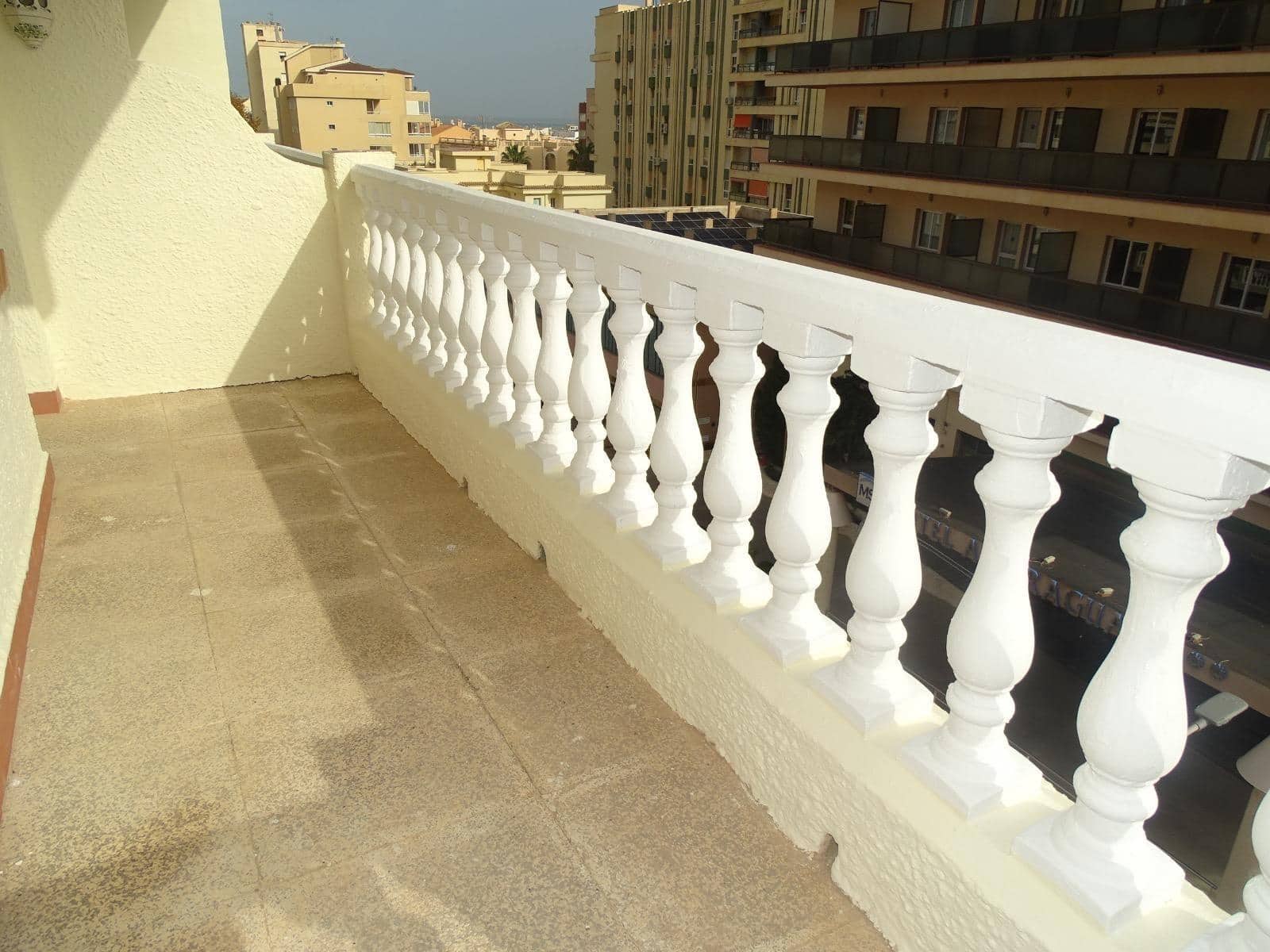 Studio for sale in Torremolinos with pool - € 220,000 (Ref: 9458564)