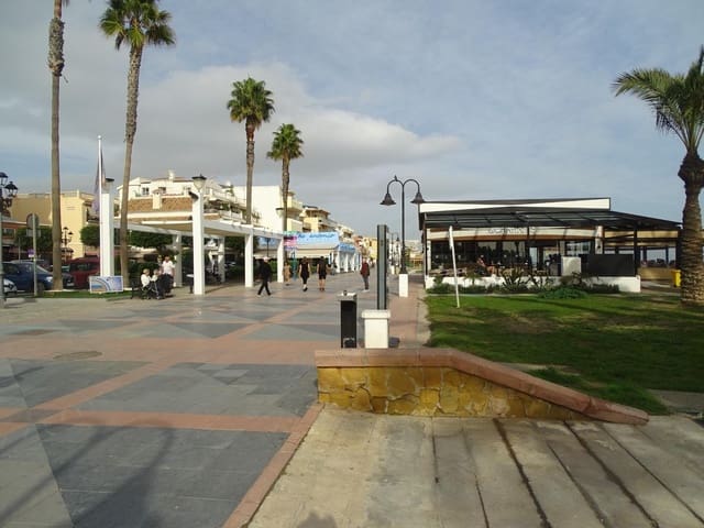 Studio for sale in Torremolinos with pool - € 195,000 (Ref: 9458565)