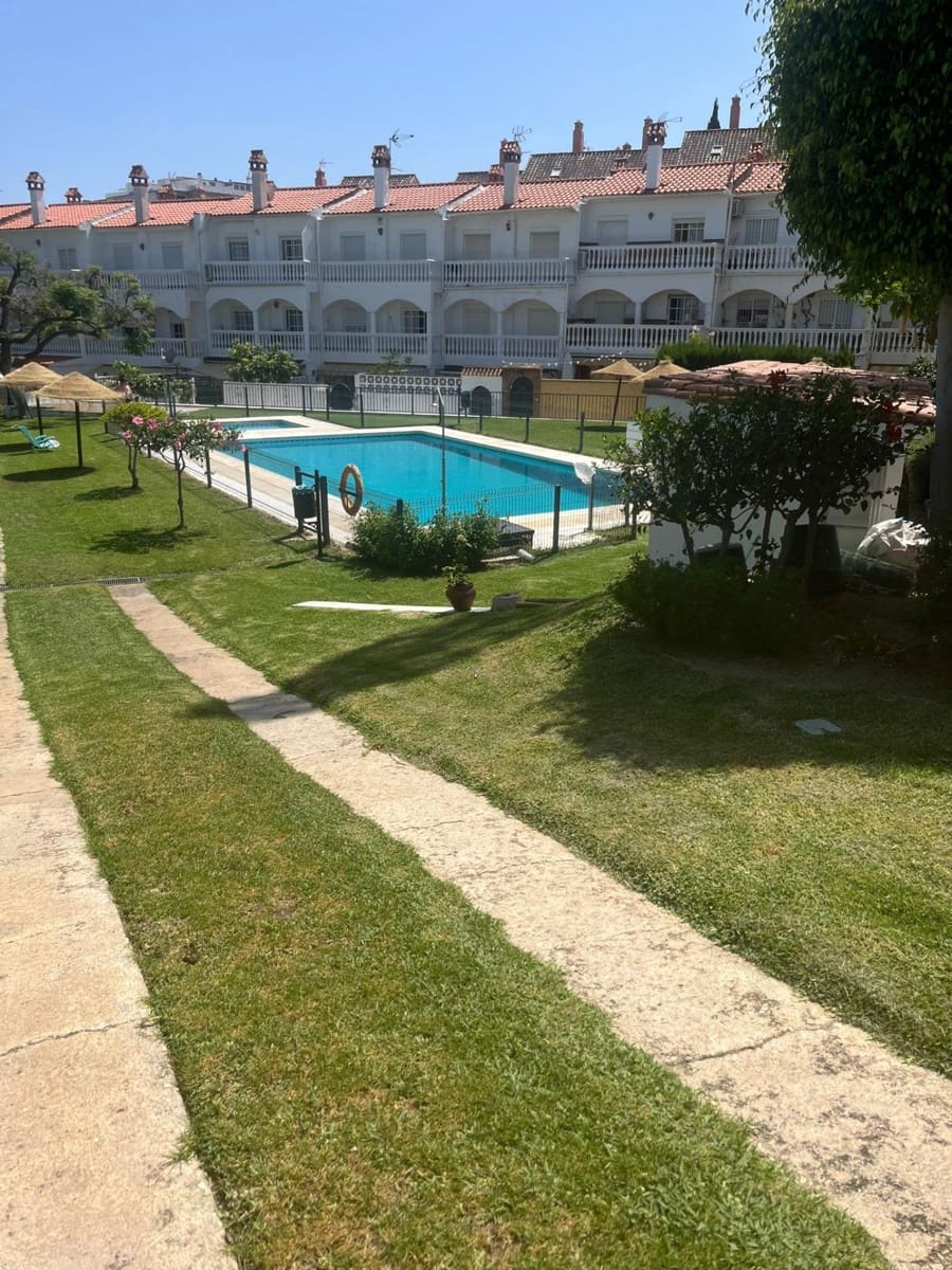 4 Zimmer Reihenhaus zu verkaufen in Arroyo de la Miel mit Pool - 385.000 € (Ref: 9458568)