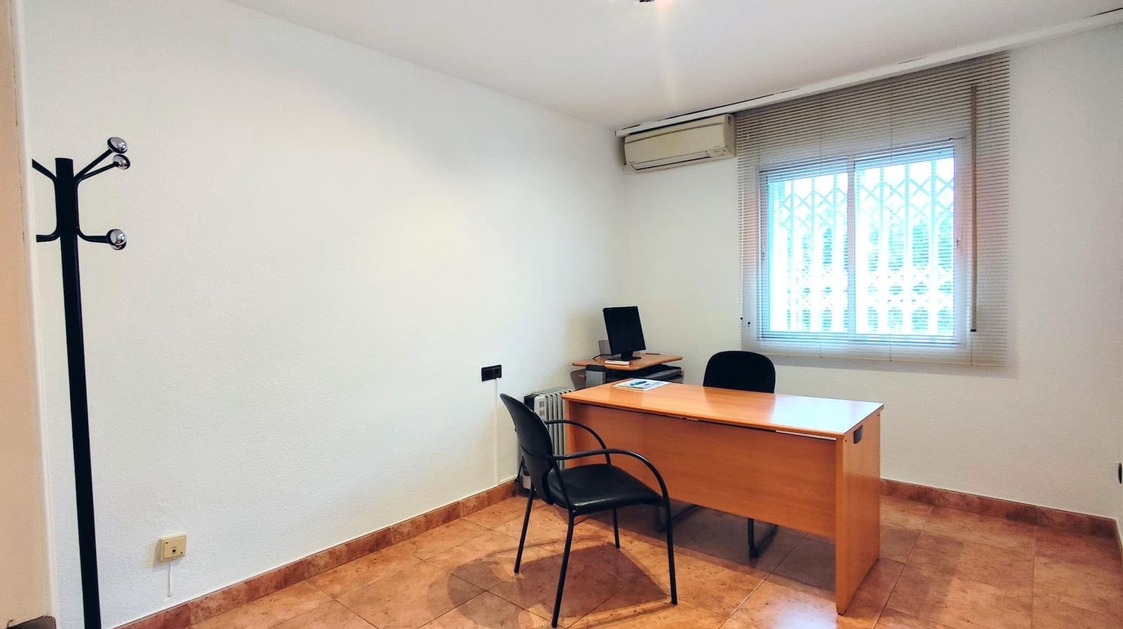 2 bedroom Flat for rent in Torremolinos with garage - € 1,200 (Ref: 9543563)