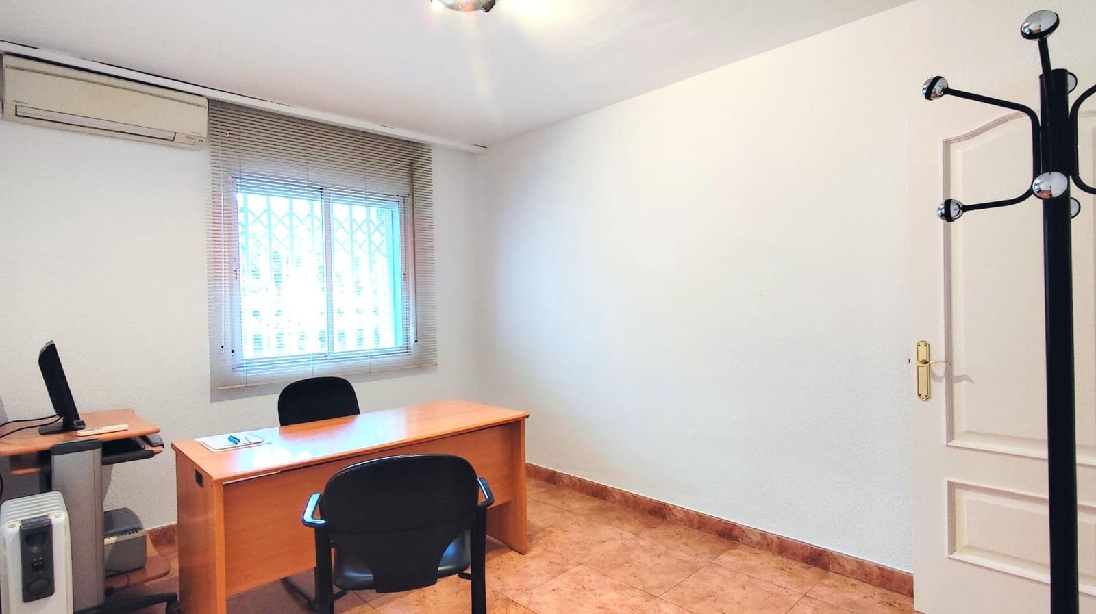 2 bedroom Flat for rent in Torremolinos with garage - € 1,200 (Ref: 9543563)