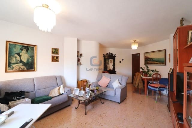 3 bedroom Flat for sale in Florida Baja, Alicante / Alacant city - € 245,000 (Ref: 8799423)
