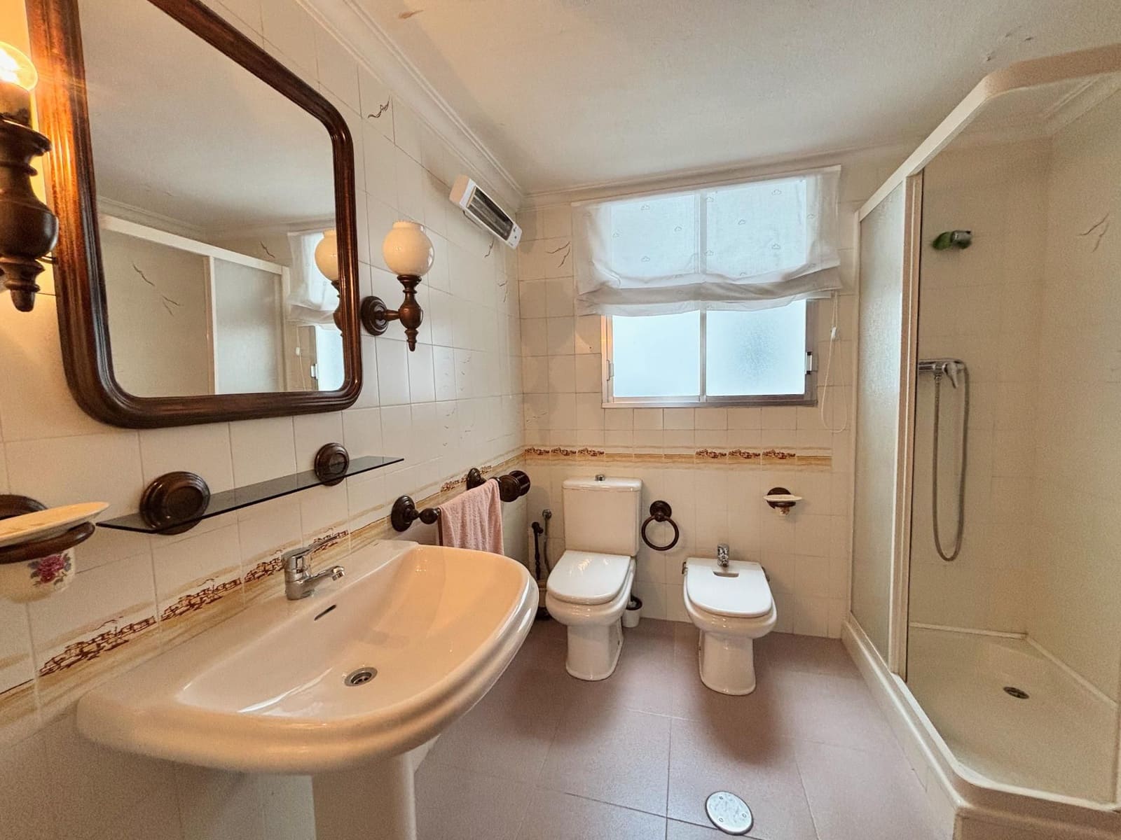 4 soveværelse Lejlighed til salg i Alicante by - € 475.000 (Ref: 8799428)