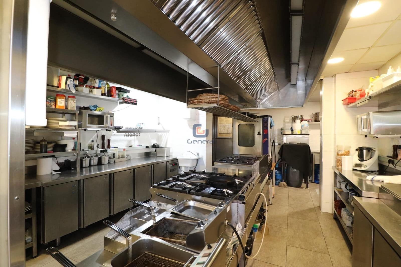 Local Comercial en Alicante / Alacant ciudad en venta - 650.000 € (Ref: 8799432)