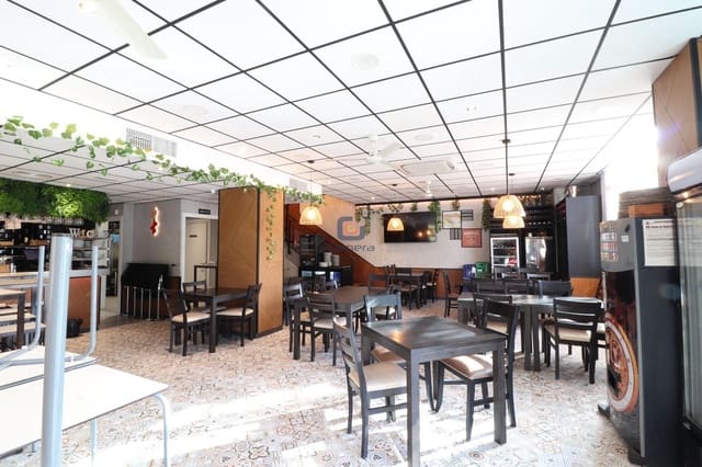 Local Commercial à vendre à Garbinet - Parque de las Avenidas, Alicante ville - 650 000 € (Ref: 8799432)