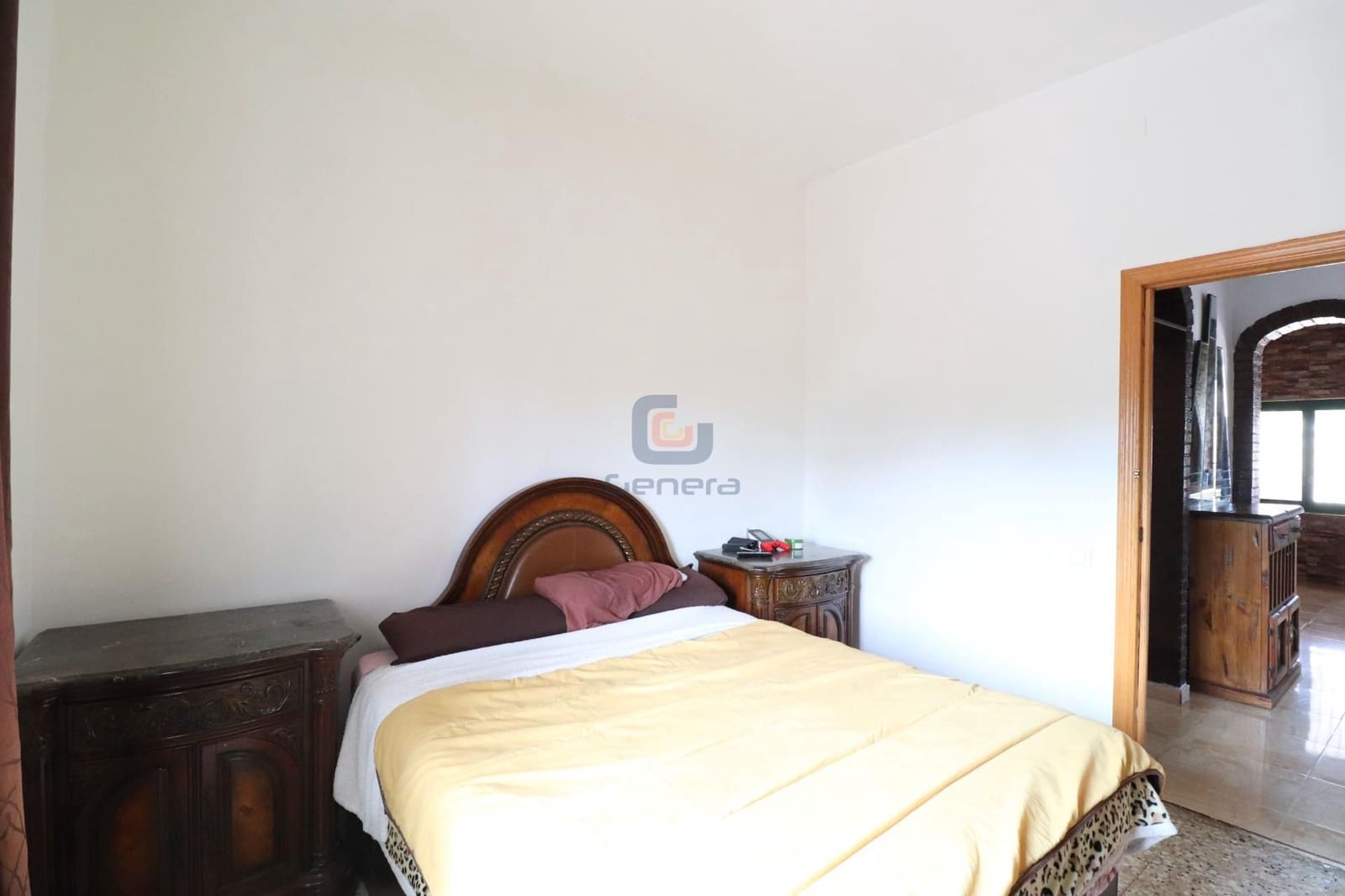 4 bedroom Villa for sale in Alicante / Alacant city with pool garage - € 304,000 (Ref: 8799437)