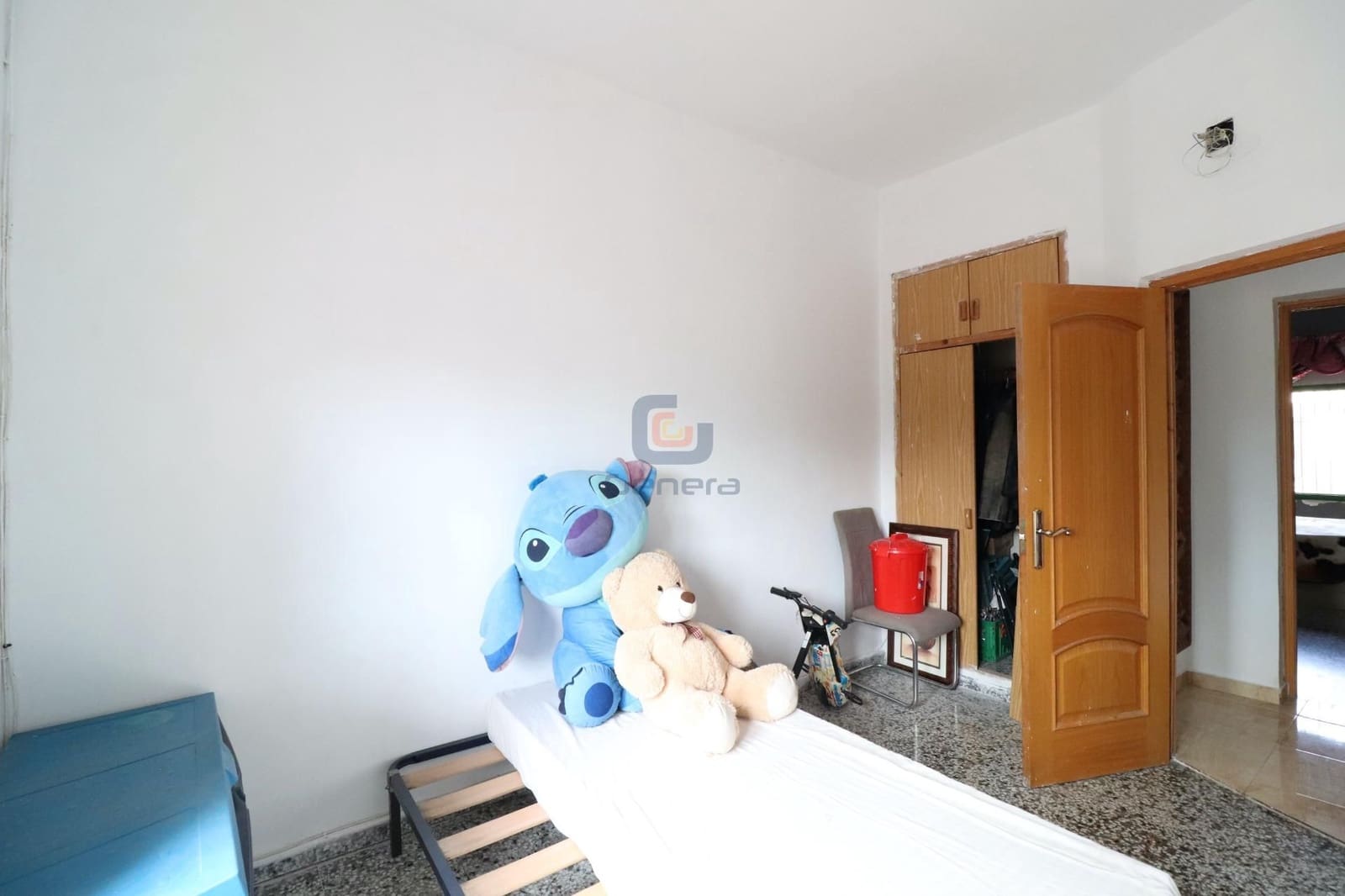 4 bedroom Villa for sale in Alicante / Alacant city with pool garage - € 304,000 (Ref: 8799437)