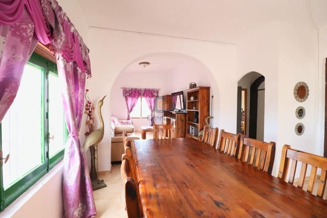 4 bedroom Villa for sale in Villafranqueza, Alicante / Alacant city with pool garage - € 304,000 (Ref: 8799437)