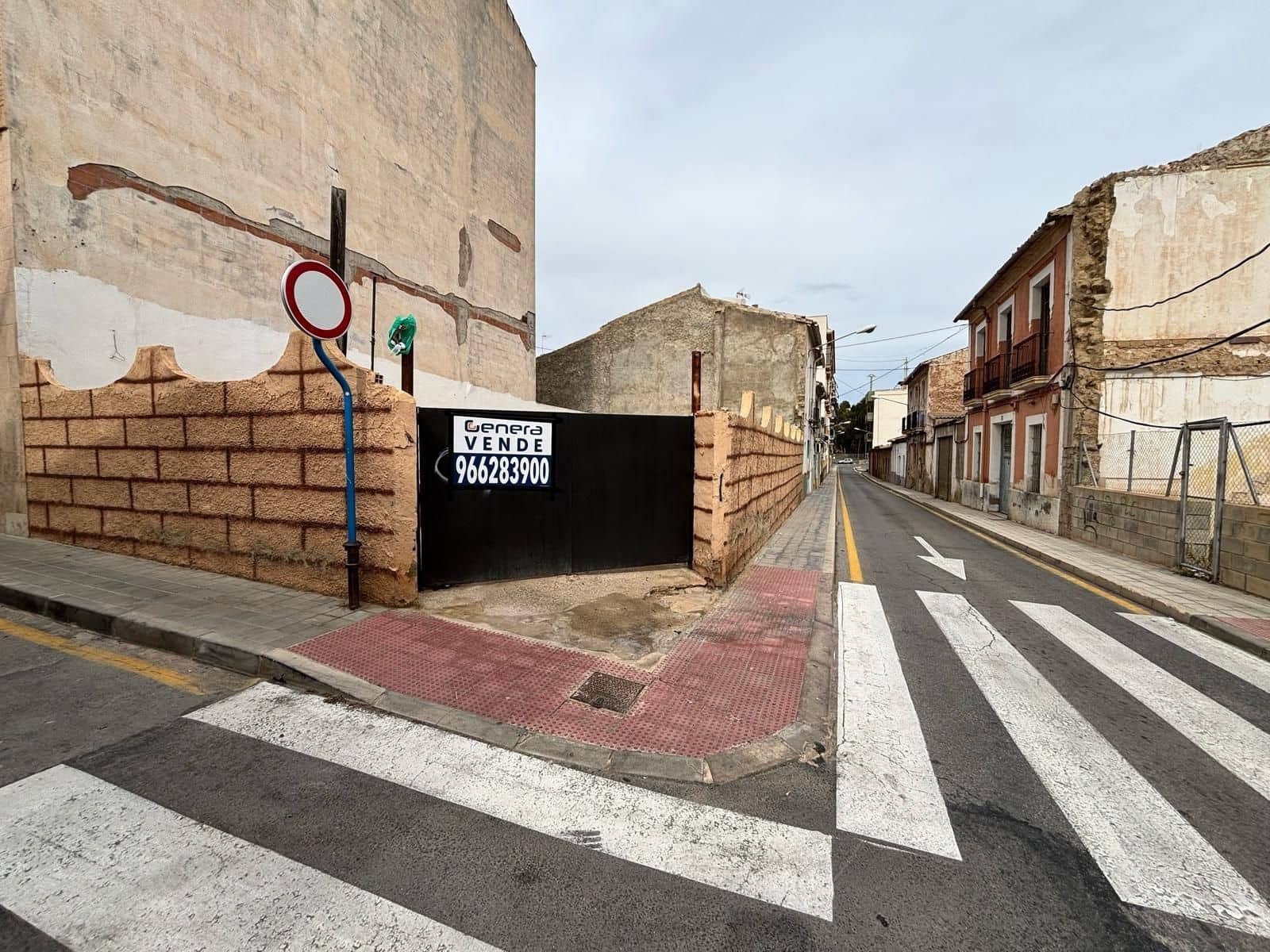 Byggegrund til salg i Alicante by - € 180.000 (Ref: 8799442)