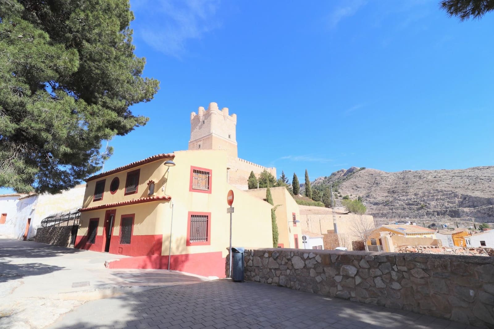 10 soveværelse Hulehus til salg i Villena - € 318.500 (Ref: 8799453)