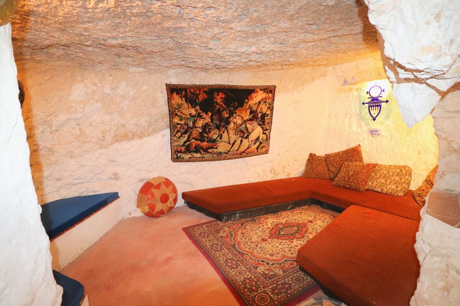 10 soveværelse Hulehus til salg i Villena - € 318.500 (Ref: 8799453)