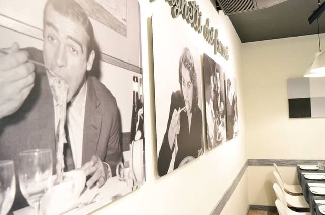 Commercieel te koop in Barrio del Centro, Alicante stad - € 1.850.000 (Ref: 8799487)