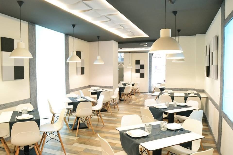 Commercieel te koop in Alicante stad - € 1.850.000 (Ref: 8799487)