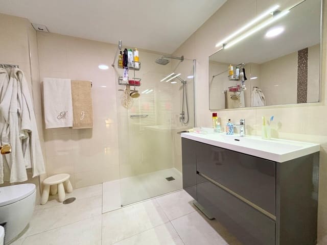 4 Zimmer Bungalow zu verkaufen in San Blas, Alicante / Alacant Stadt mit Pool Garage - 560.000 € (Ref: 8799517)