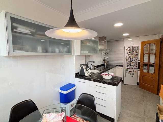 4 Zimmer Bungalow zu verkaufen in San Blas, Alicante / Alacant Stadt mit Pool Garage - 560.000 € (Ref: 8799517)