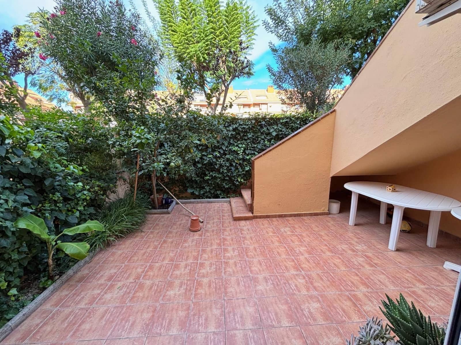 4 soverom Bungalow til salgs i Alicante by med svømmebasseng garasje - € 560 000 (Ref: 8799517)