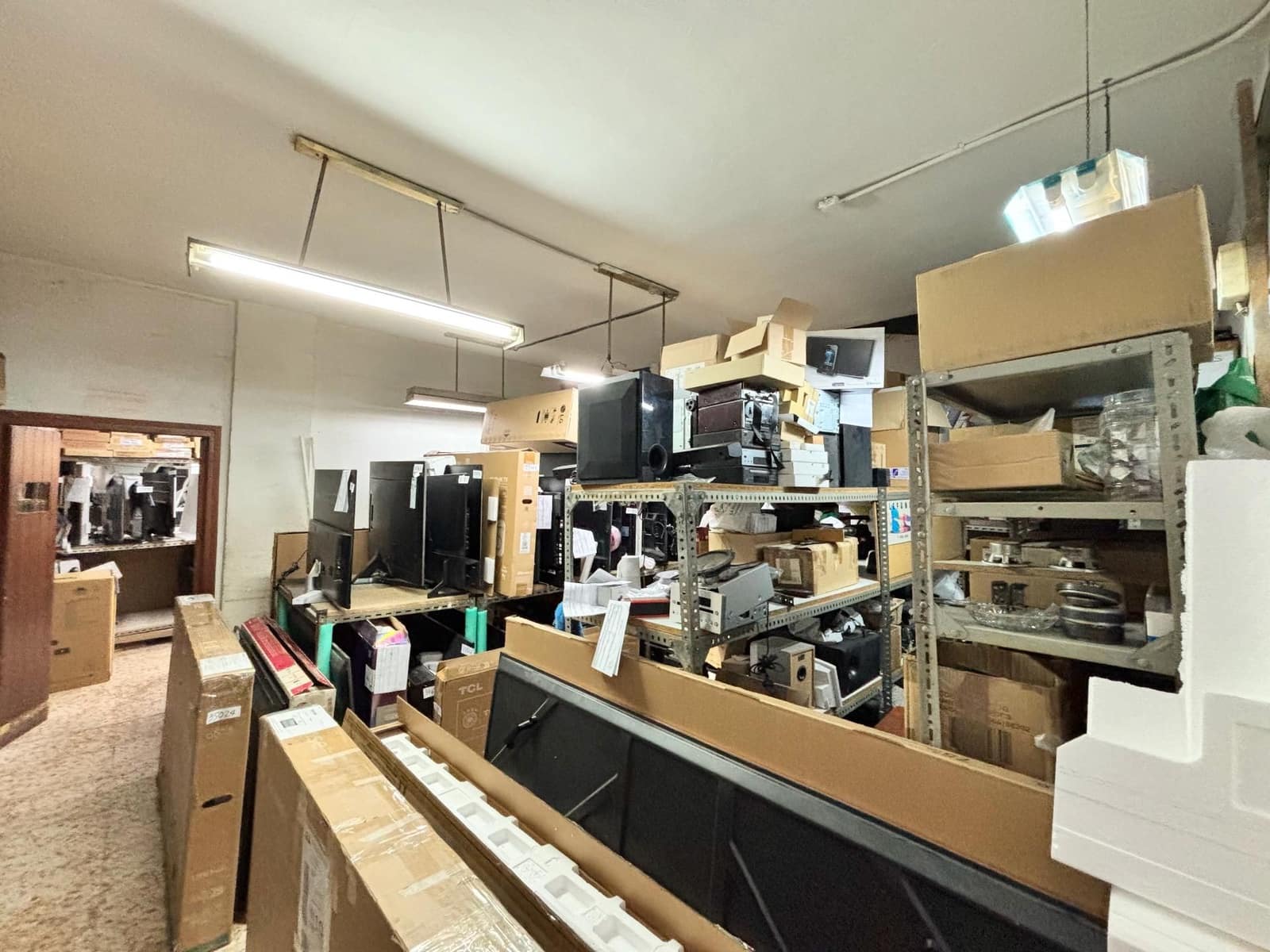 Komercyjne na sprzedaż w Miasto Alicante / Alacant - 215 000 € (Ref: 8820580)