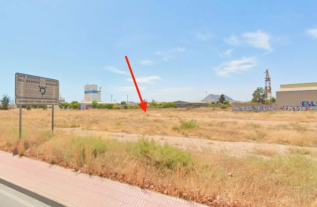 Grunde uden byggetilladelser til salg i San Vicente / Sant Vicent del Raspeig - € 165.000 (Ref: 8835924)