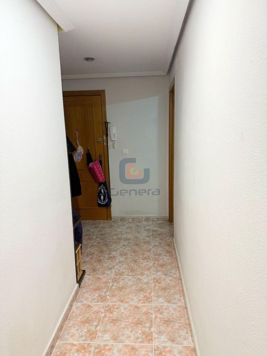 3 quarto Apartamento para venda em Alicante cidade com piscina garagem - 220 000 € (Ref: 8841910)
