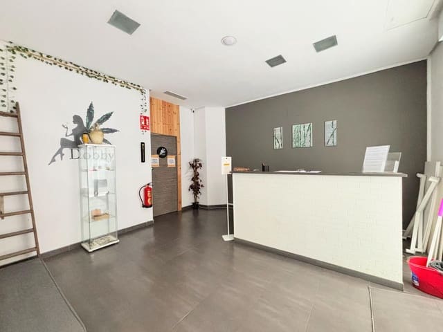 Local Commercial à vendre à Barrio del Centro, Alicante ville - 390 000 € (Ref: 8927608)