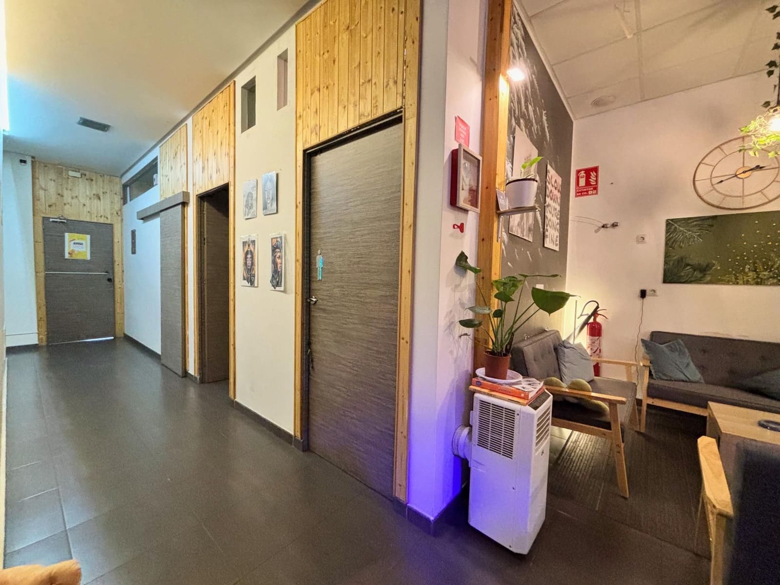 Erhverv til salg i Alicante by - € 390.000 (Ref: 8927608)