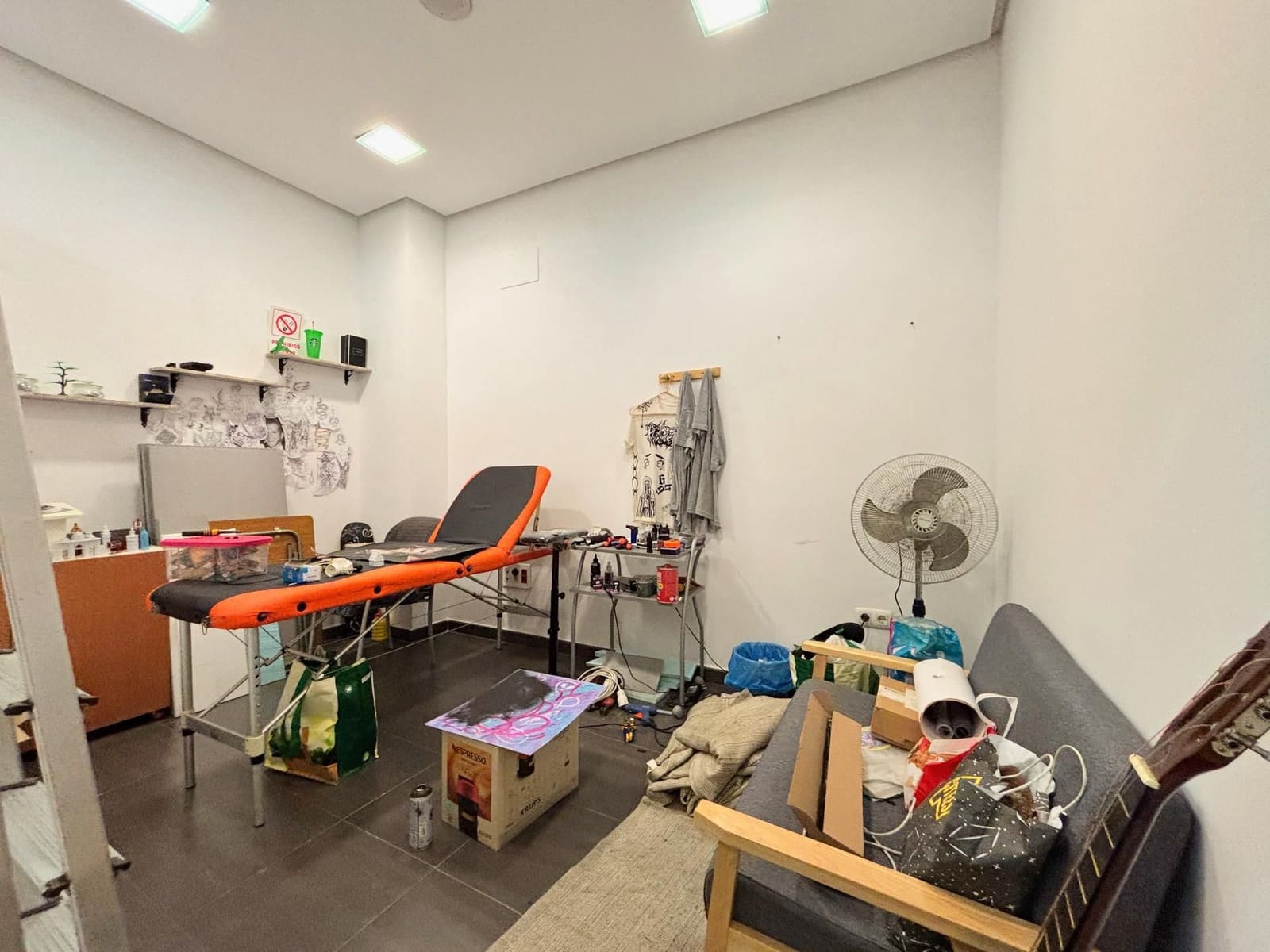 Erhverv til salg i Alicante by - € 390.000 (Ref: 8927608)