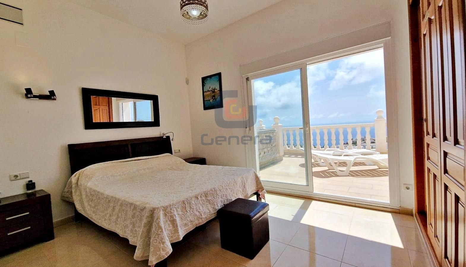 Chalet de 5 habitaciones en Benitachell / Benitatxell en venta con piscina garaje - 725.000 € (Ref: 8994305)